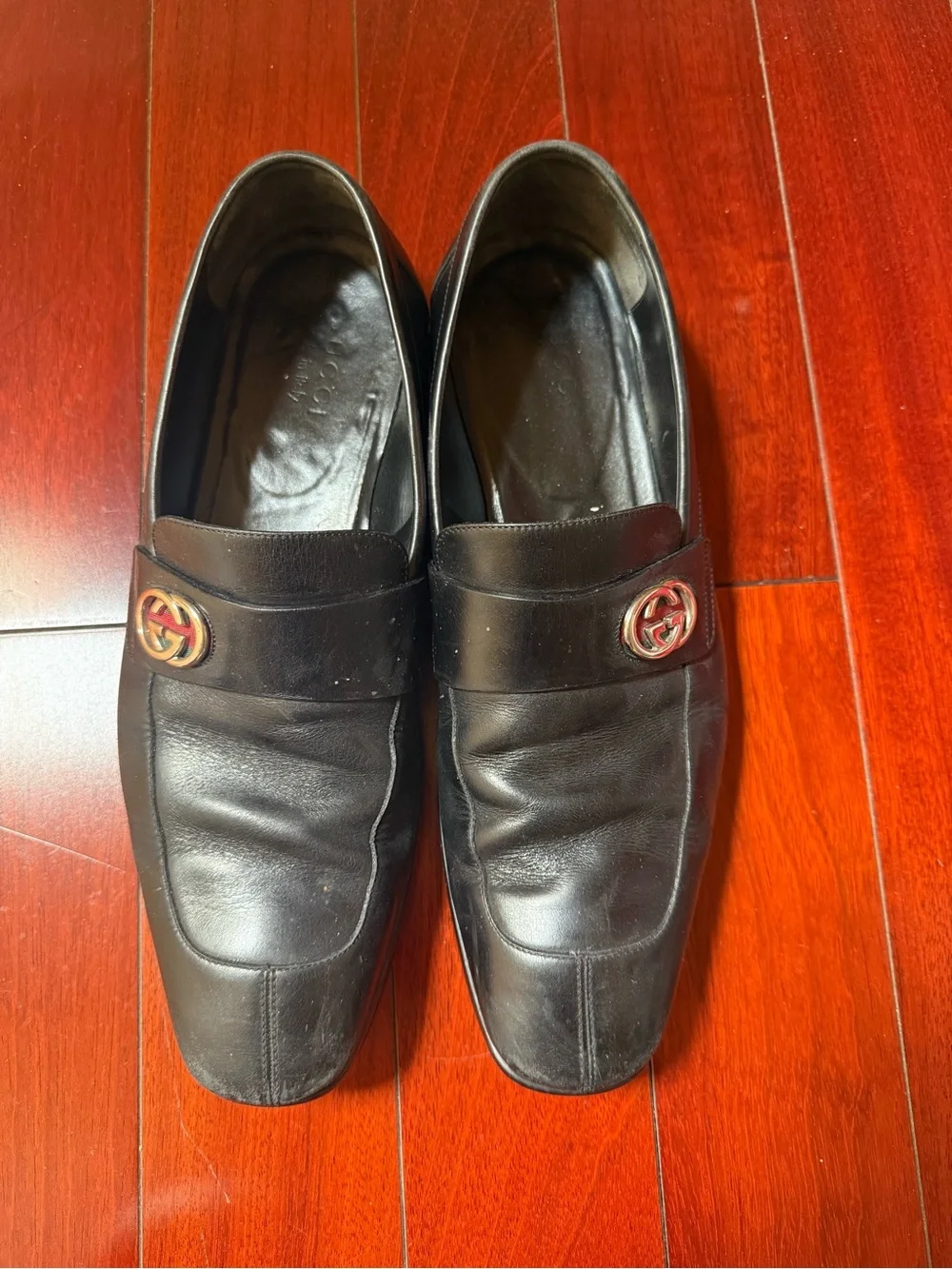 Gucci Black Leather Men's Slip-On Loafers with Gold Interlocking G